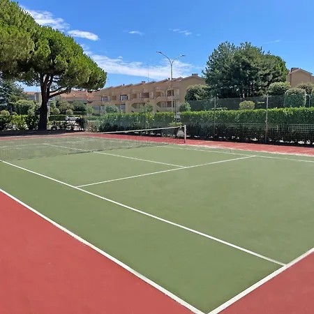 Poolside Serenity-beahost Apartment Bibione