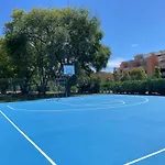 דירה Poolside Serenity-beahost