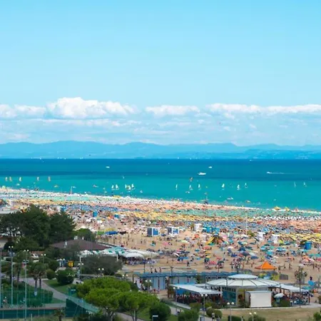 Poolside Serenity - Beahost Apartment Bibione