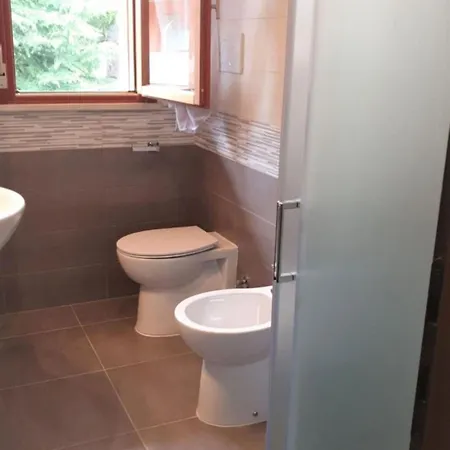 Poolside Serenity-beahost 아파트