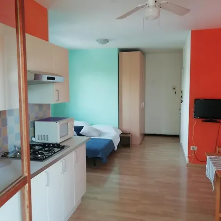 Poolside Serenity-beahost * 비비오네