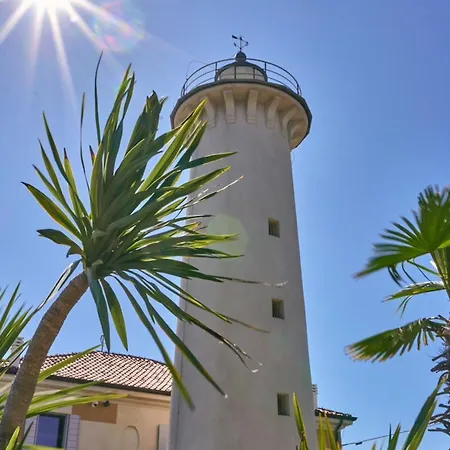 Poolside Serenity-beahost Apartment Bibione