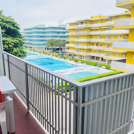 Poolside Serenity-beahost Daire Bibione