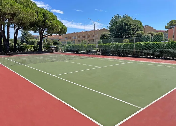 Poolside Serenity-beahost Daire Bibione